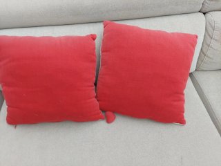 2 Cojines Corazón Rojo y Blanco