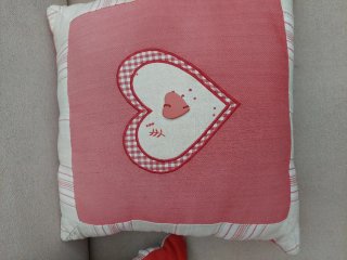 2 Cojines Corazón Rojo y Blanco