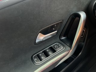Mercedes-Benz CLA Mercedes-Benz CLA CLA 250 e