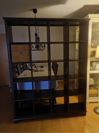 Estantería modular madera oscura