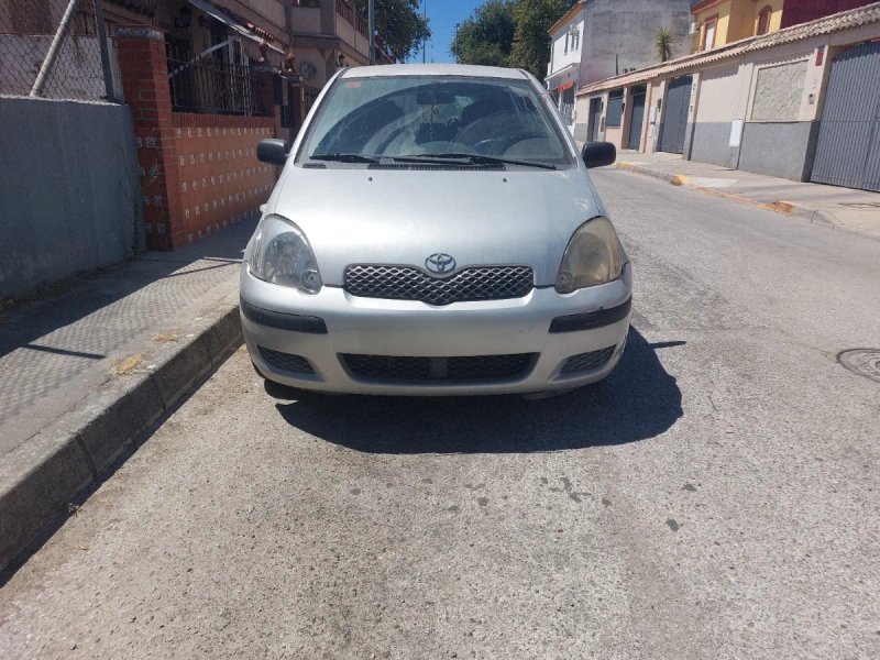 Toyota Yaris 2005 - foto 1