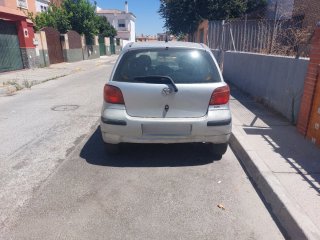 Toyota Yaris 2005