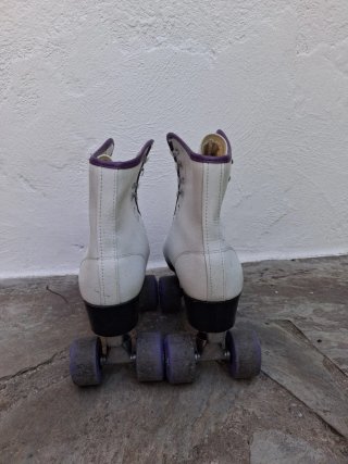 Patines blancos niña talla 36.