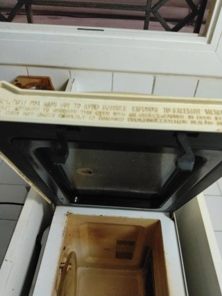 Microondas Taurus Instant Grill