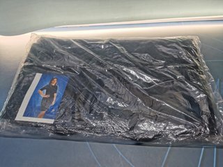 Traje neopreno  femenino pantalón corto, talla XL