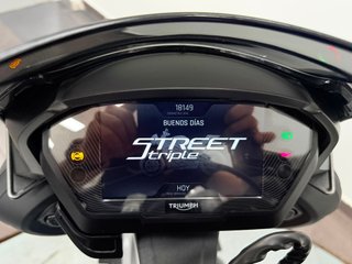 Triumph Street Triple RS