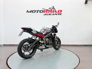Triumph Street Triple RS