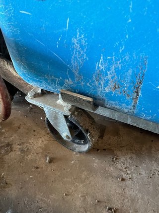 Bañera Cemo 700L con soporte y ruedas