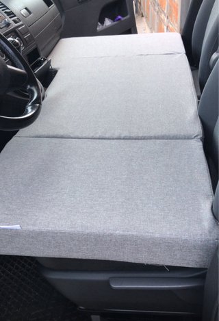 Volkswagen Caravelle 2011