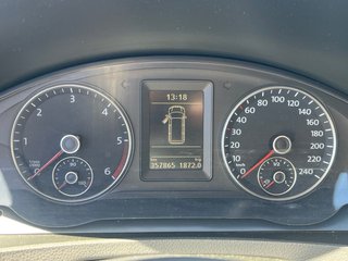 Volkswagen Caravelle 2011