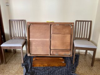 Mesa y 2 Sillas a juego Comedor Madera