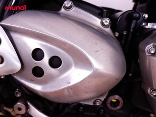 TRIUMPH THRUXTON 1200