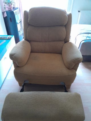 Butaca relax tela beige reclinable manual