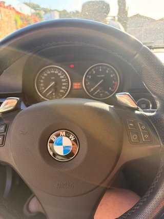 BMW 335I Cabrio con cambio DKG