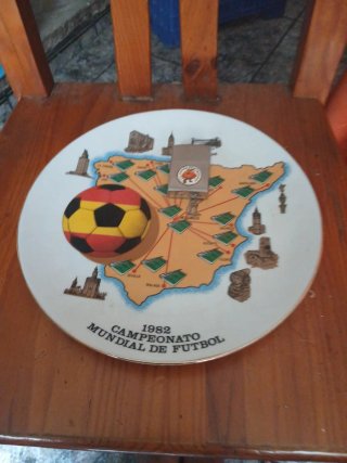 Plato y mechero Mundial 82