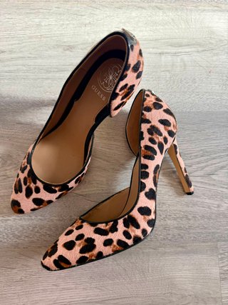 Tacones Guess Animal Print Rosa y Marrón