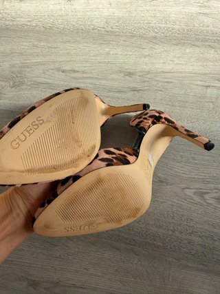 Tacones Guess Animal Print Rosa y Marrón