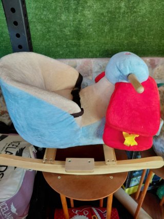 Mecedora bebé avión peluche