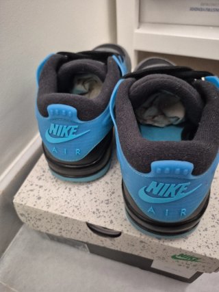 Nike Air Jordan 4 RM Azul Marino