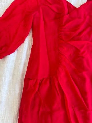 Vestido corto rojo invitada