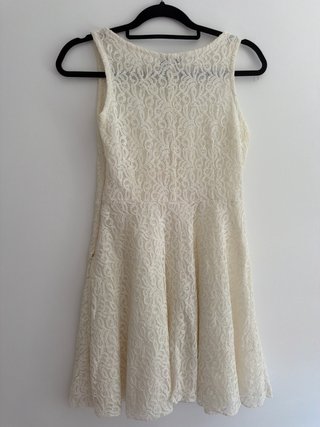 Vestido encaje blanco hueso fiesta