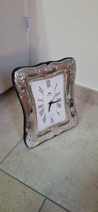 Sveglia da tavolo in argento