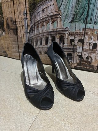 Zapatos de fiesta negros