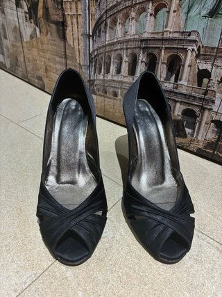 Zapatos de fiesta negros