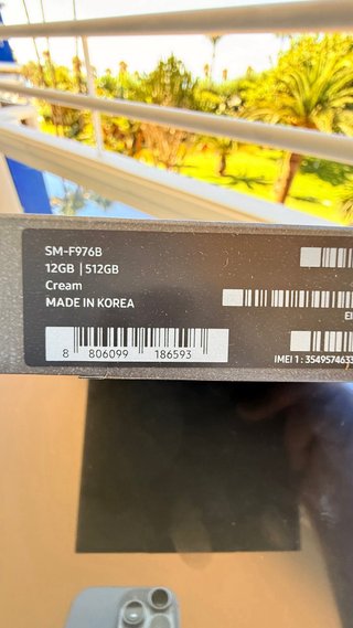 Samsung Galaxy Z Fold 8 512GB Nuevo funda carbono