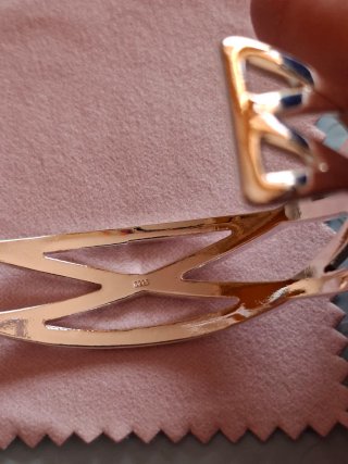 Pulsera de plata semiabierta