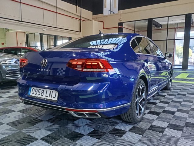 Volkswagen Passat Rline 2.0Tdi 190cv