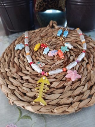 Conjunto collar, pulsera y pendientes
