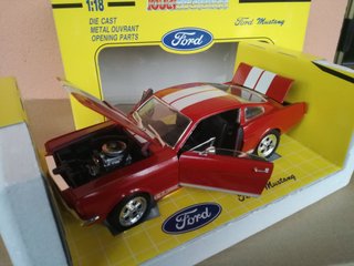 1/18 MODELLO FOR MUSTANG 350 RED