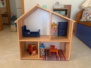 Casa de muñecas IKEA de madera