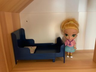 Casa de muñecas IKEA de madera