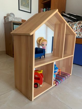 Casa de muñecas IKEA de madera