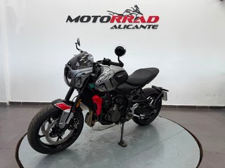 Triumph Trident