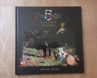 Libros de varios títulos y autores.
