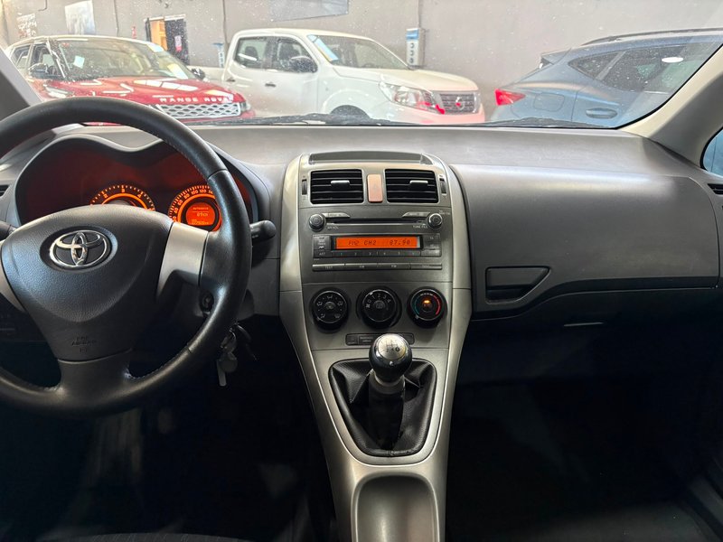 Toyota Auris 1.4 D-4D 3p / 5p 2007, foto 13