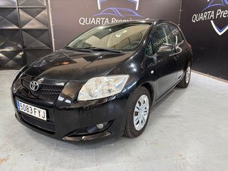 Toyota Auris 1.4 D4D 90CV