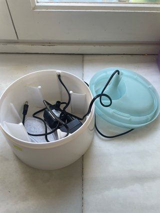 Fuente de agua Ebi para mascotas