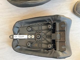 Asiento Doble Harley Davidson Breakout Negro