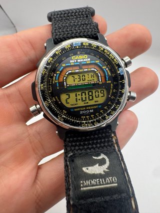 Reloj Casio Sky Walker Vintage 200M Quartz