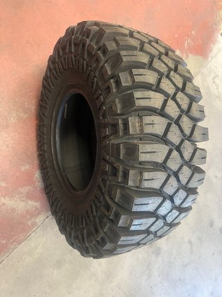 1 Neumático MAXXIS Creepy 40x13.5R17