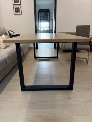 Mesa Rectangular + 6 Sillas Grises