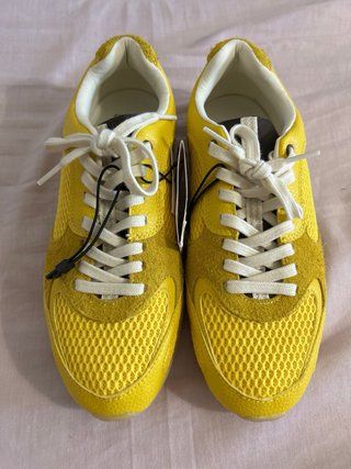 Zapatillas Zara Amarillas Talla 38 Con etiqueta