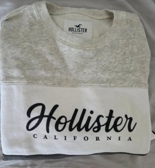 Sudadera Hollister Gris y Blanca