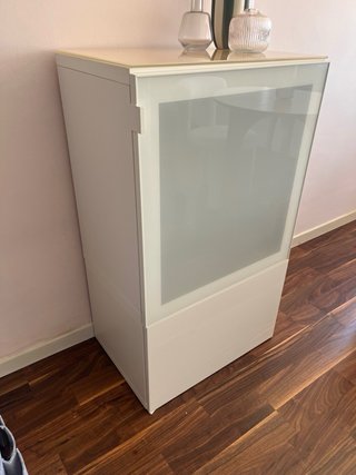 Mueble Besta Ikea Blanco y Cristal