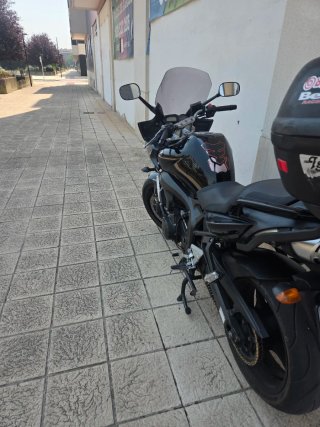 Yamaha FZ6. s2 Negra