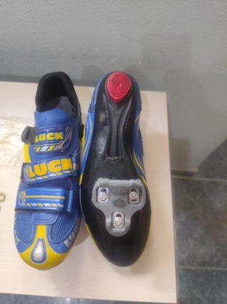Zapatillas Ciclismo Luck + Calas y Pedales